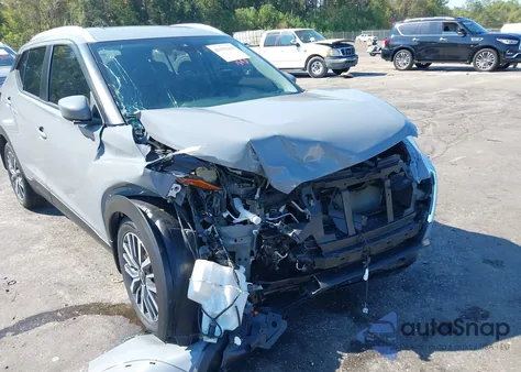 2023 Nissan Kicks Sv Xtronic Cvt z USA, uszkodzony, nr VIN 3N1CP5CV1PL476643